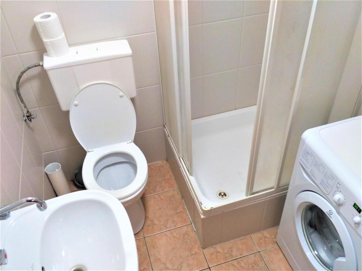 Krakow City Centre Apartment - Bon Turystyczny Ngoại thất bức ảnh
